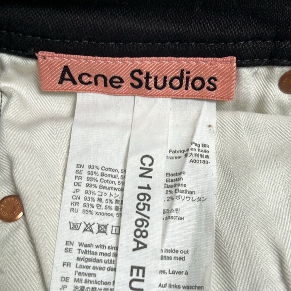 Acne Studios Peg Jeans in black - Picture 8 of 10